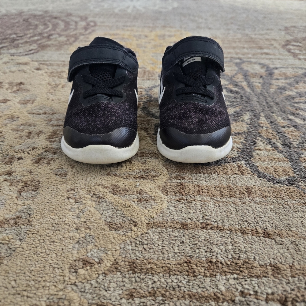 6C Black Nikes